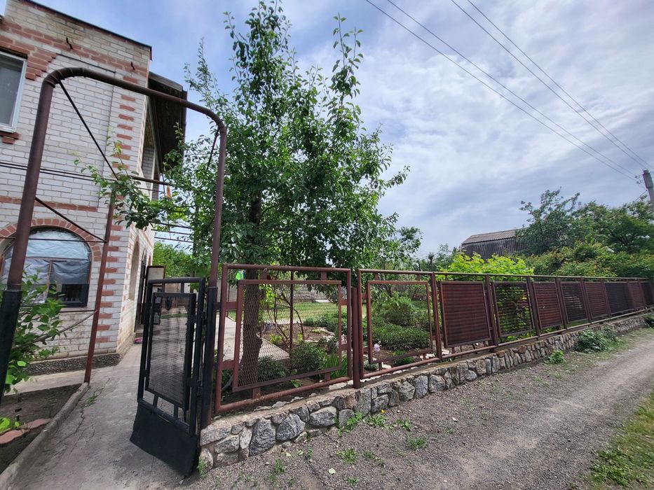 Продажа дома рядом с Подпорожнянкой / 12 соток приват.земли .