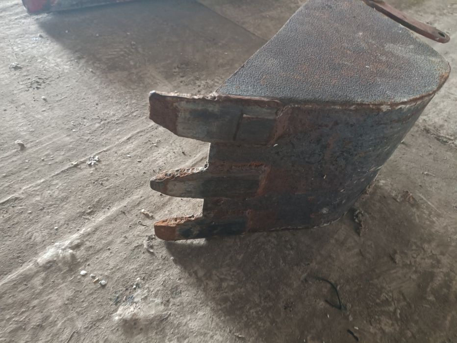 Ковш міні екскаватора