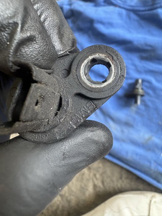 Czujnik położenia wałka rozrządu ssący wydechowy bmw e60 e81 e82 e87 e88 e90 e91 e92 n43 1.8 2.0