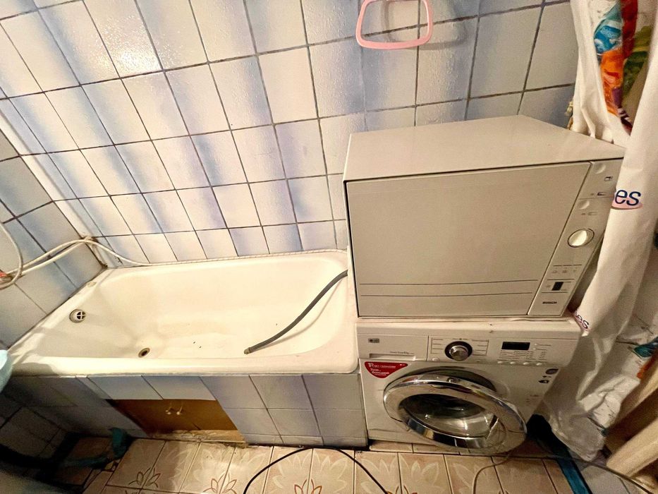 Продаж. Будинок, 2 кім., 55 кв.м. Ділянка 4 сотки. Ближнє Старе місто