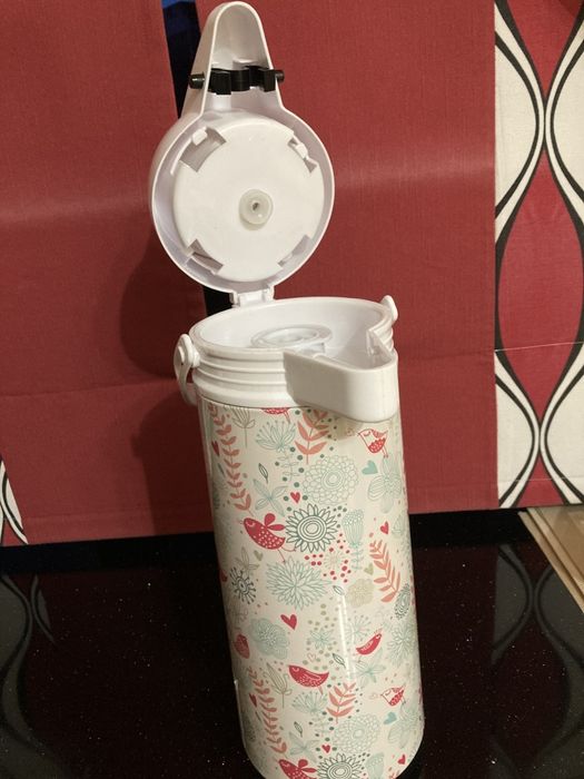 Термос помповий 1.9 л. Виробництво Турція новий