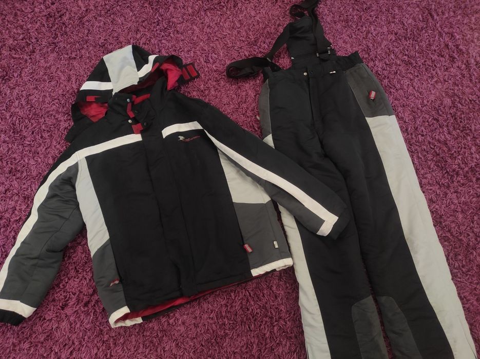 Лижний костюм         .