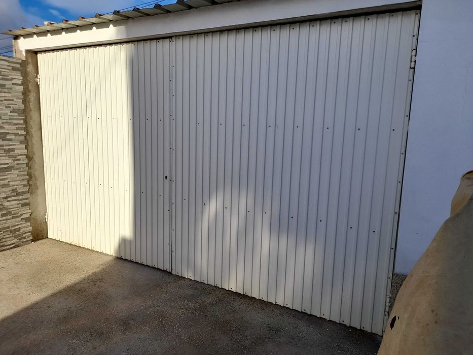 Portão de garagem ou casão