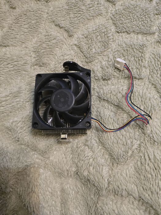 AMD Ryzen 7 1800x 8/16 4.0GHz+бокс кулер