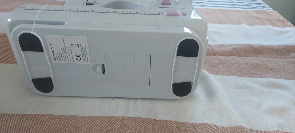 Maszyna do szycia Emerio SEW-121820