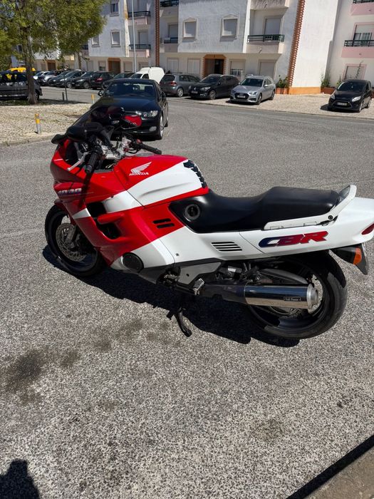 Vendo mota cbr1000f
