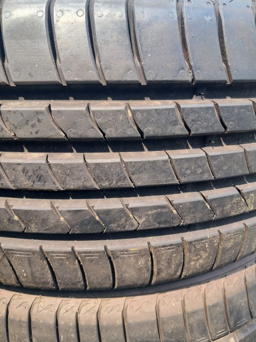 215/45r16 Kumho Escta HS51