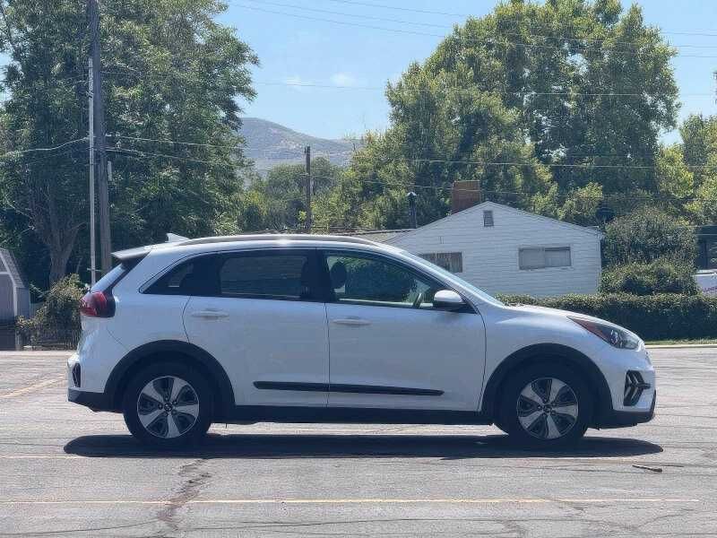 2020 Kia Niro LX