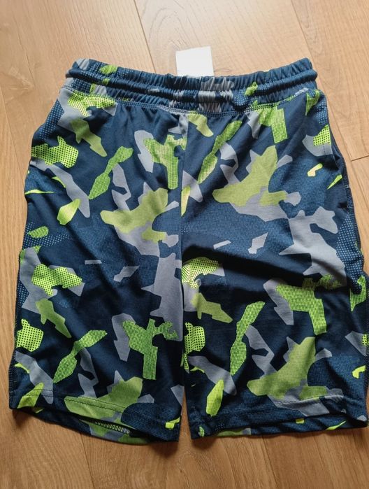 Spodenki chłopięce moro