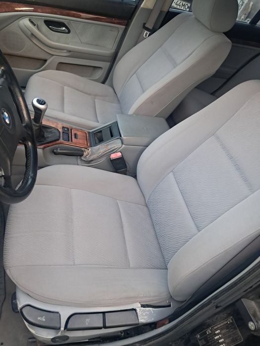 Продам BMW 525 Е39 М54В25