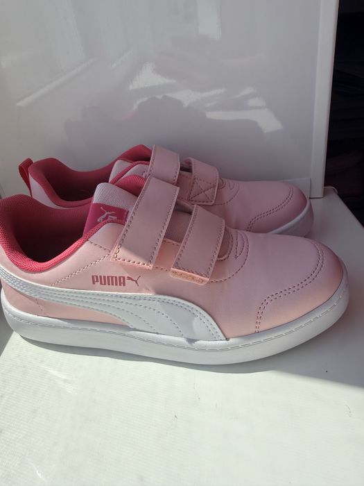 НОВІ дитячі шкіряні кросівки Puma 35 розмір, 22,5 см