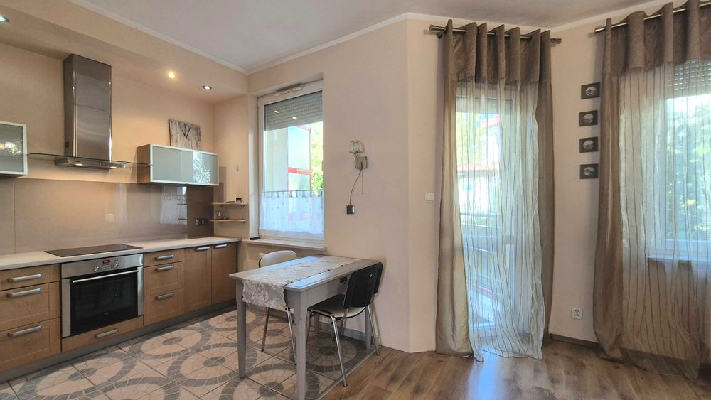 Przytulne i duże 3 pokoje na wynajem - Klecina