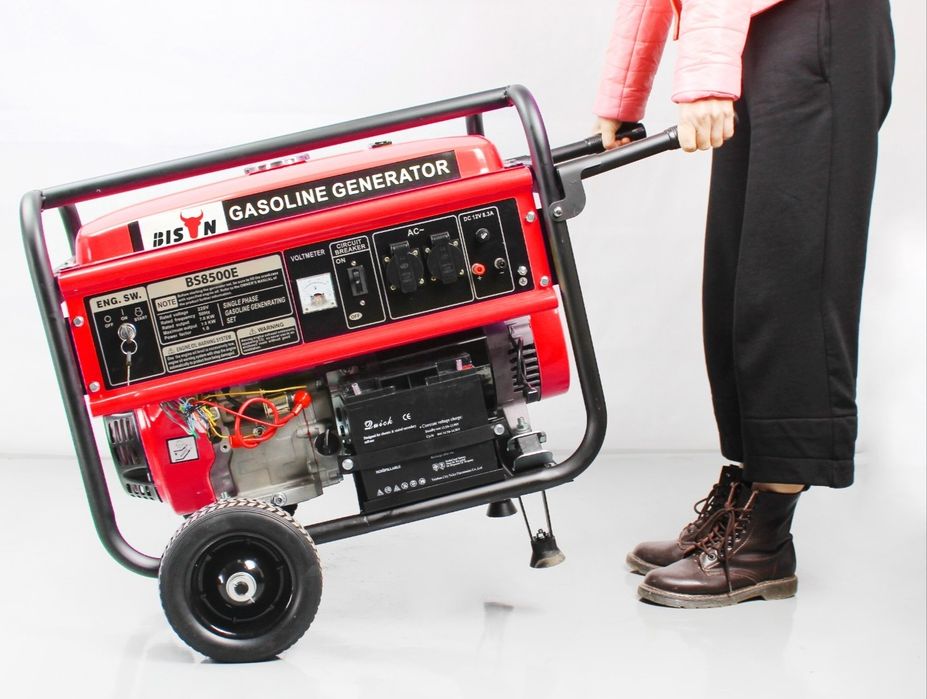 Генератор  BISON. 8500.  7.5квт.
