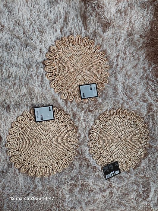 Podkładki stołowe marki Smukee - 3 sztuki