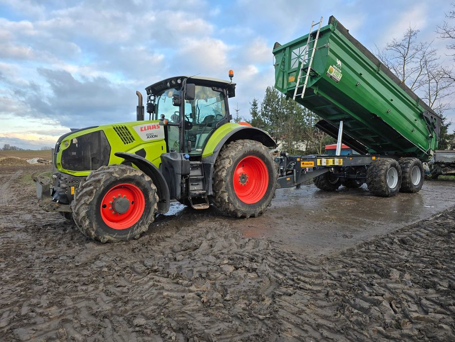 Claas  Axion 830