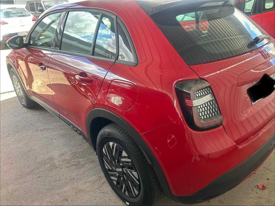 Fiat 600 bev (RED)