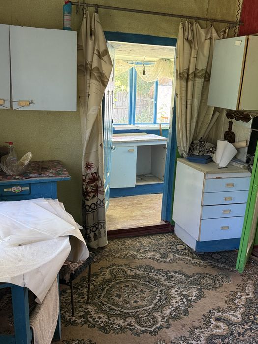Продам будинок за містом