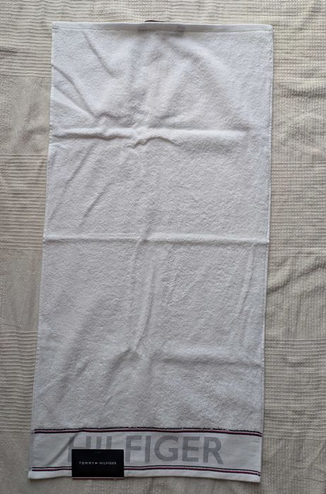 Nowy Ręcznik Łazienkowy Tommy Hilfiger Biały