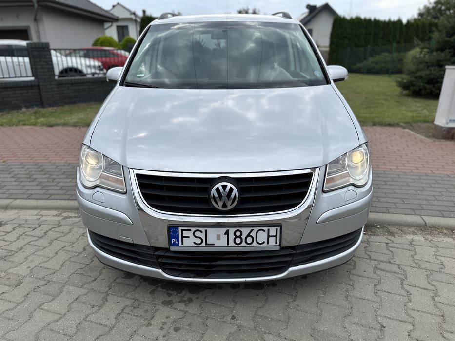 Vw Turan 1,9diesel LIFT 7foteli hak tempomat