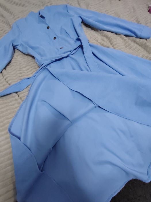 Сукня блакитна з рукавом довга вельвет з поясом