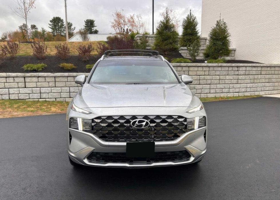 Hyundai Santa Fe      2024