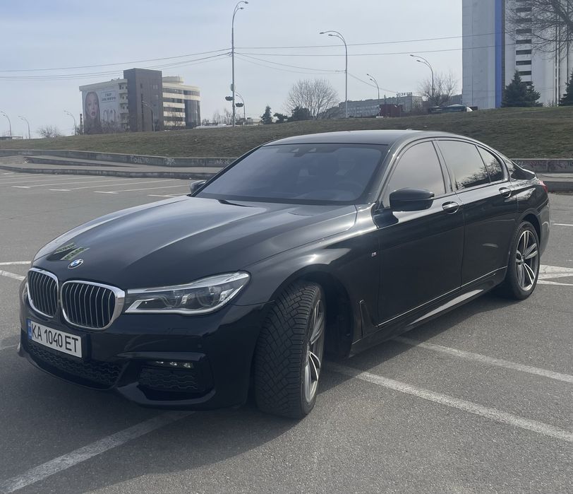 BMW 740D 2016рік 400 к/с