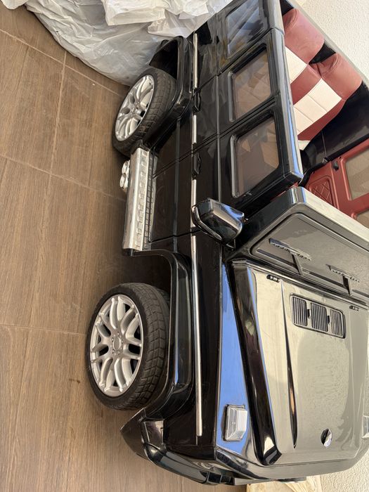 Дитячий електромобіль Mercedes