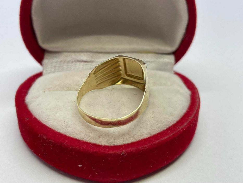 Złoty Sygnet pr.585 1,3g r.11,5