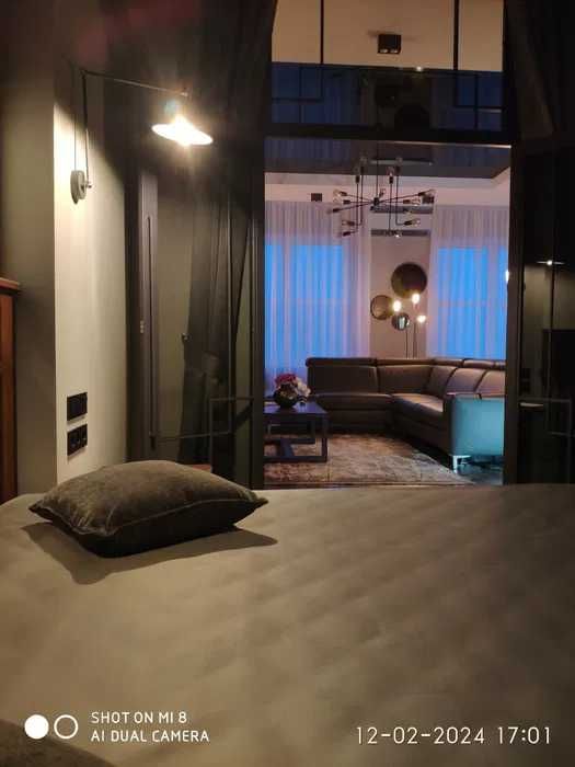 ЖК LUX DELMAR, центр, 91 кв, 5/18. Автор.дизайн/меб/тех