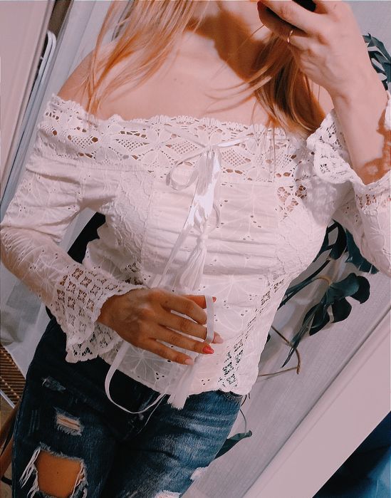 Bluzeczka boho z odkrytymi ramionami