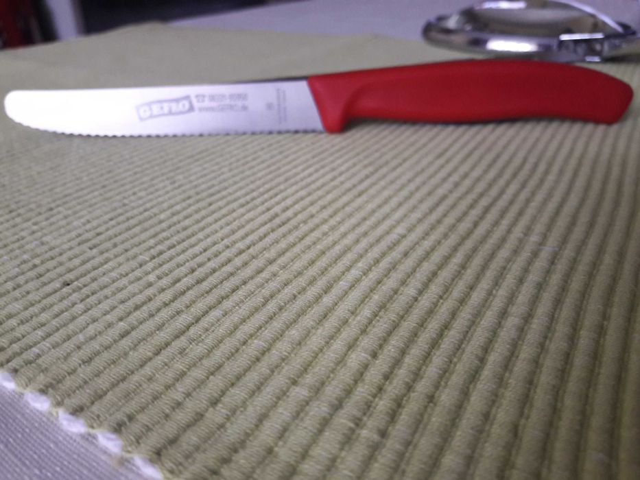 Nożyk do pomidorów i owoców Victorinox