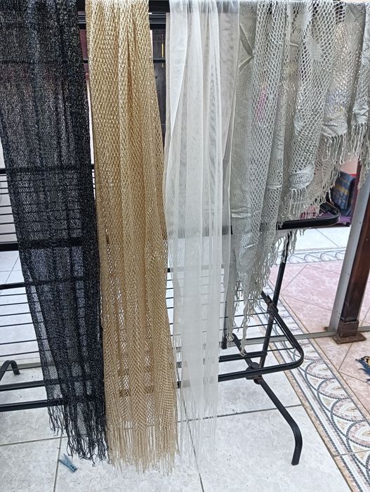 Lenços a 1€ cada um