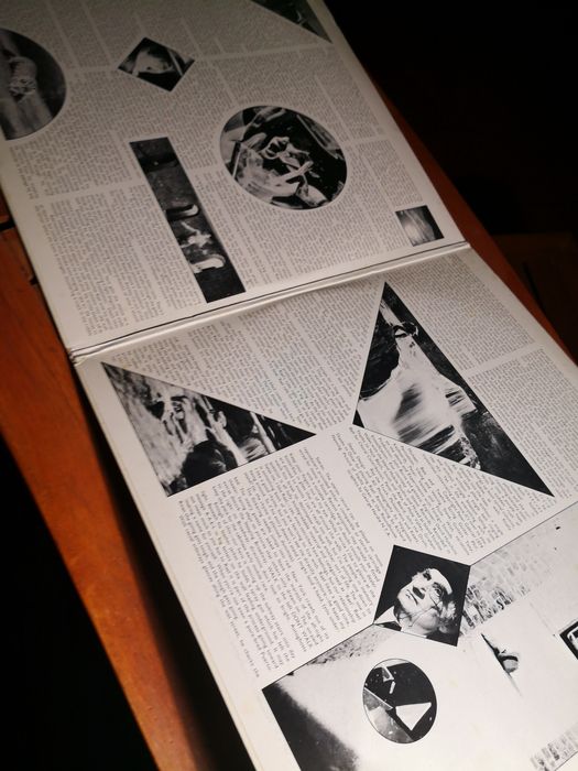 GENESIS-2xLp-1985-The Lamb Lies Down On Broadway