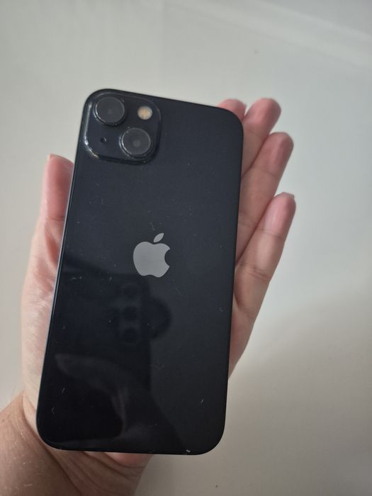 Telefon iPhone 13
