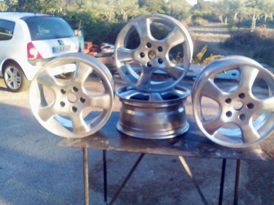 Para peças KIA CARNIVAL 2.9TDi ano 2001 7 lugares envio por CTT à cobr