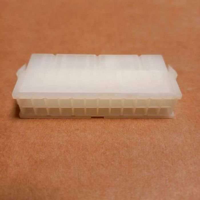 Gniazdo typu Mini-Fit 24-pin, żeńskie