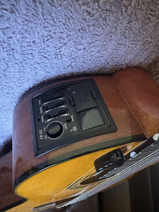 Gitara Takamine klasyczna