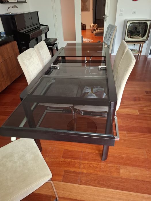 Mesa jantar em vidro e madeira