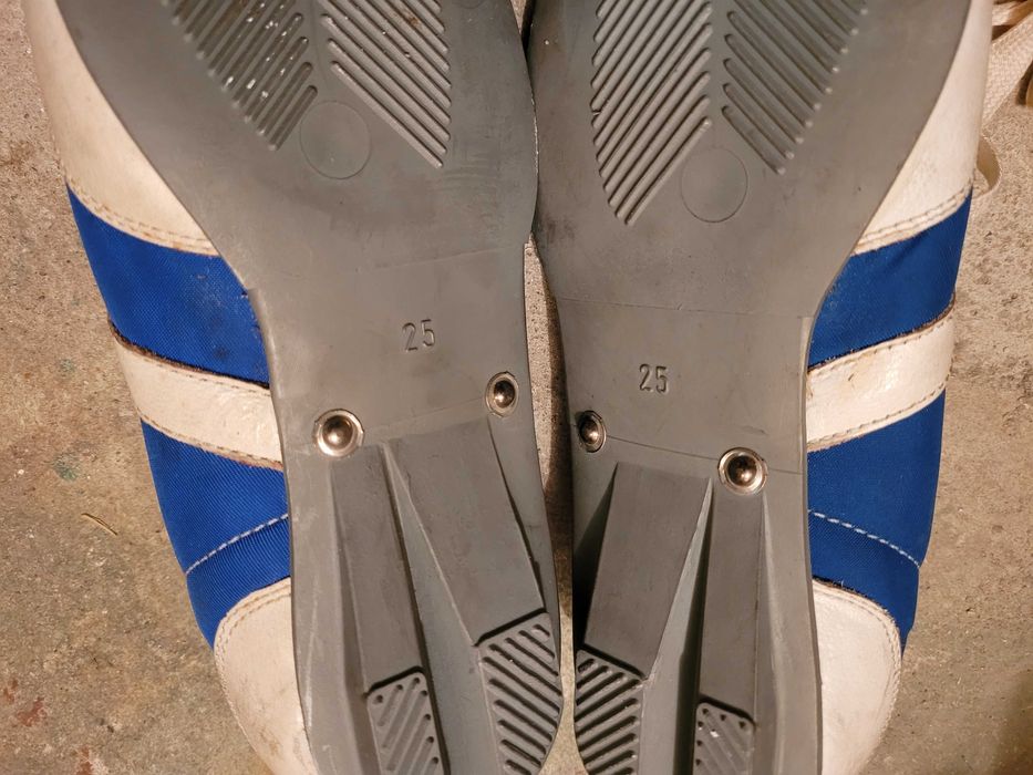 Buty do nart biegowe i oķucia