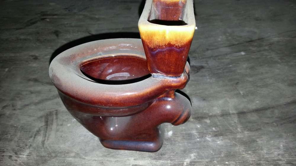 Сувенир ПЕПЕЛЬНІЦя -УНИТАЗ (фарфоровая)