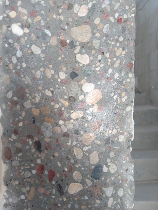 Usuwanie subitu, kleju , lepiku , żywicy . Szlifowanie posadzek