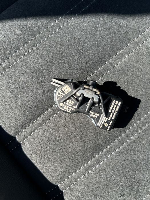 Датчики тиску в шинах  Міцубісі Аутлендер