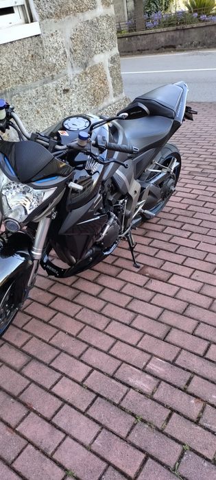 Honda CB1000r 2011