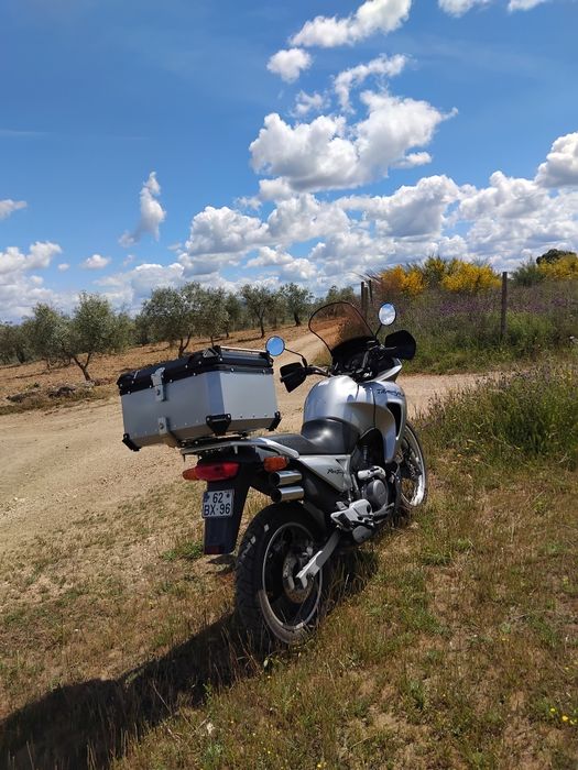 Honda transalp 650, 15000km reais