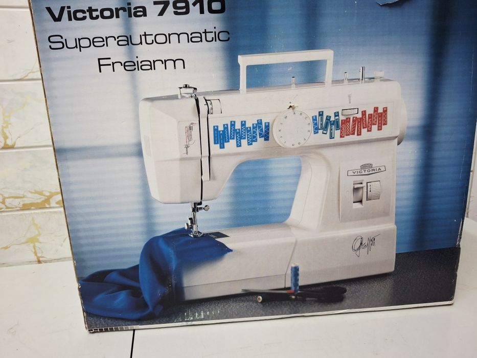 Wiktoria piękna maszyna do szycia