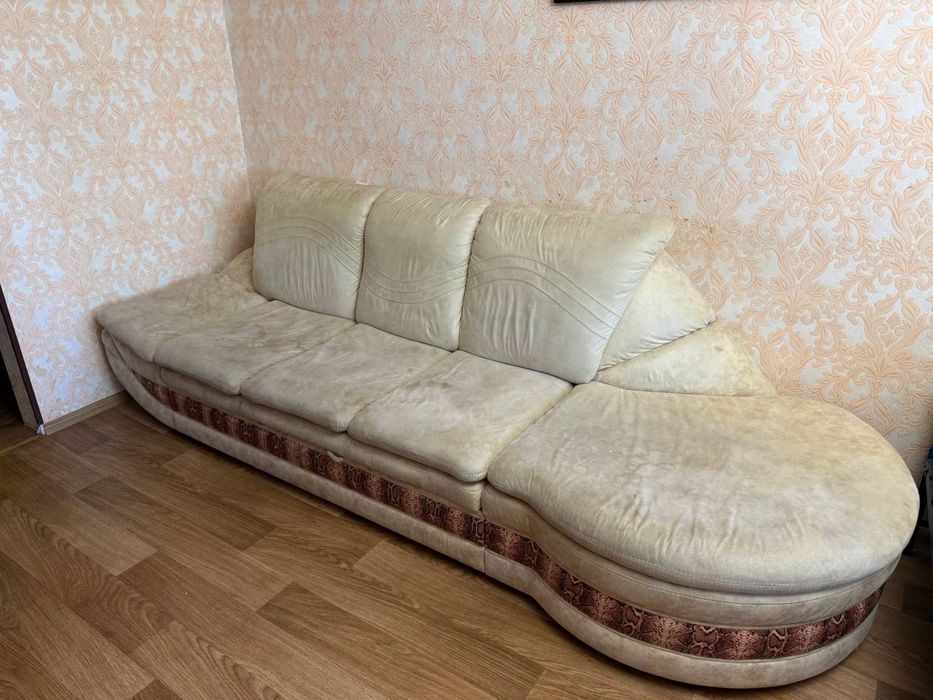 Діван з кріслом . Меблі длі залу