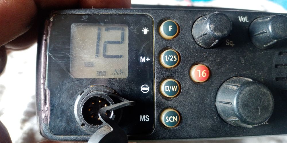 Radiotelefon morski simrad, radiostacja, krutkofalówka