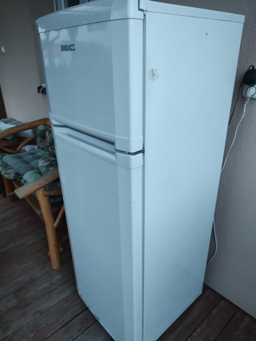 Lodówka Beko biała