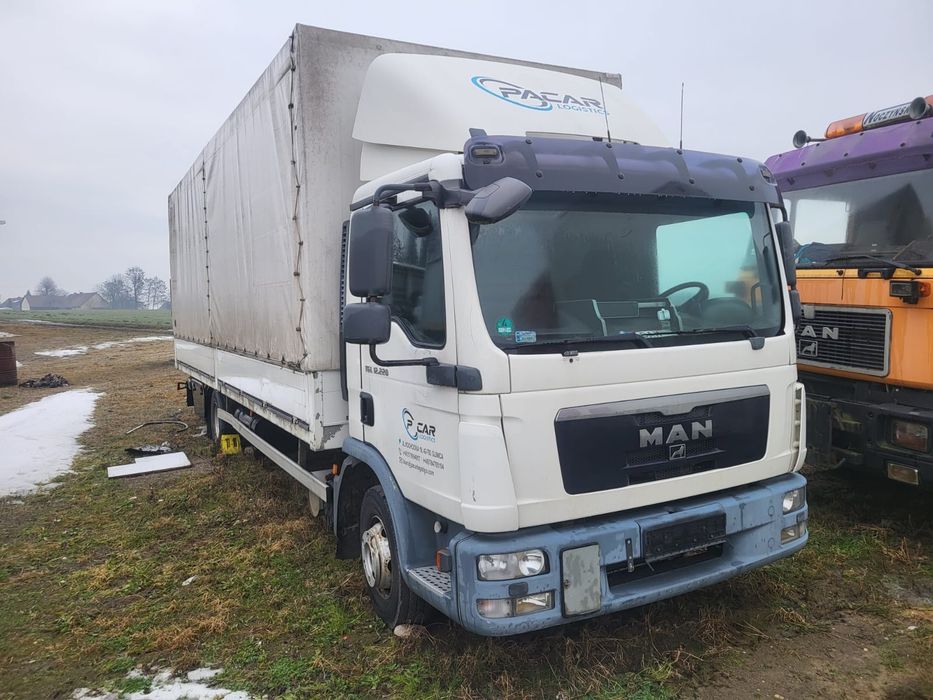 Man TGL 12.220 Solówka winda