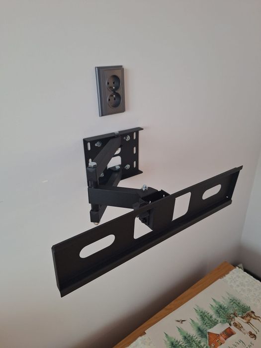 Uchwyt do telewizora teleskopowy